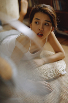 满天星《高压监狱》